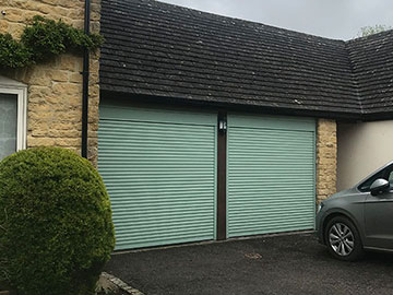 Roller garage door