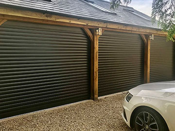 Roller garage door