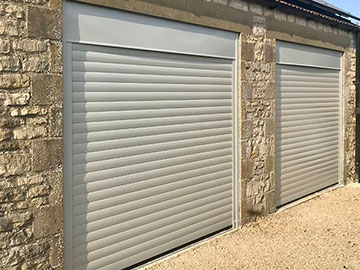 Roller garage door