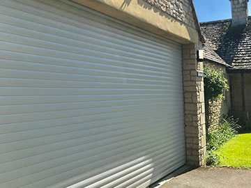 Roller garage door