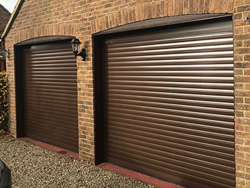 Roller garage door