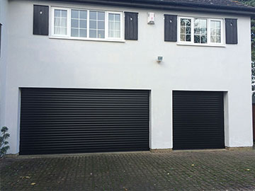 Roller garage door